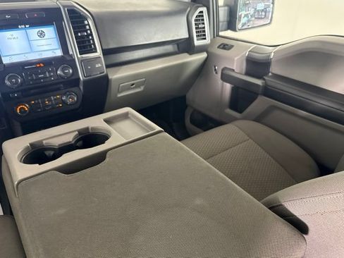 Used 2016 Ford F150 XLT w/ Equipment Group 302A Luxury AWD/4WD image 29