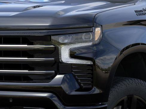 New 2026 Chevrolet Silverado 1500 High Country w/ Midnight Edition AWD/4WD image 34