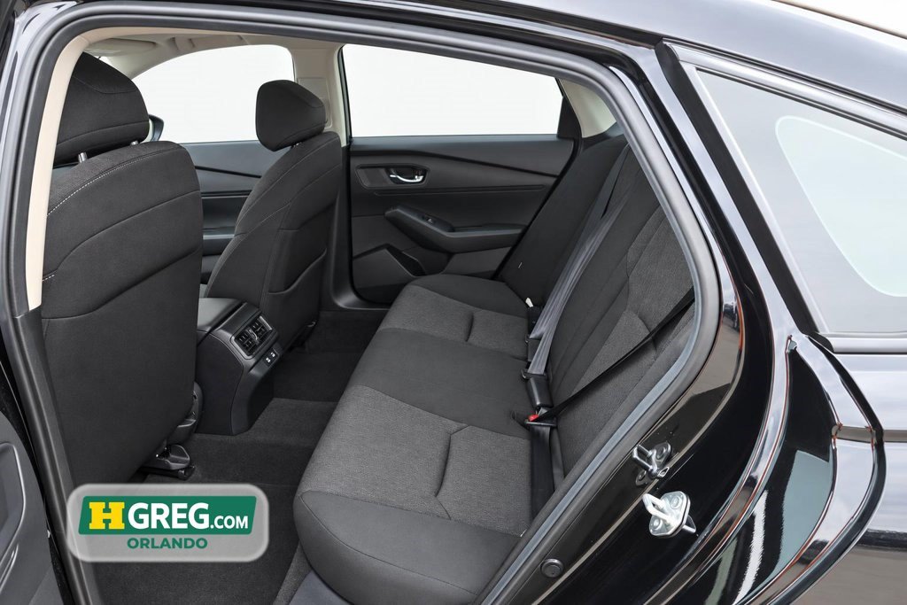 Used 2025 Honda Accord SE image 12