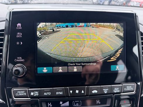 Used 2020 Honda Odyssey EX image 17