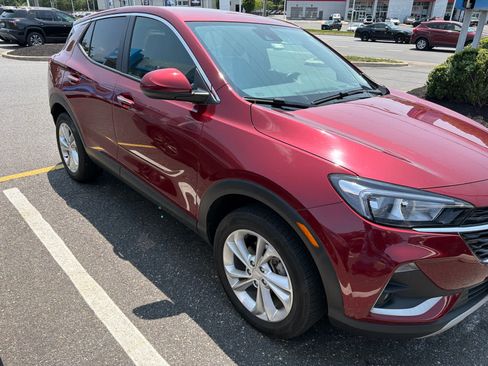 Certified 2023 Buick Encore GX Preferred w/ Cold Weather Comfort Package AWD/4WD image 2