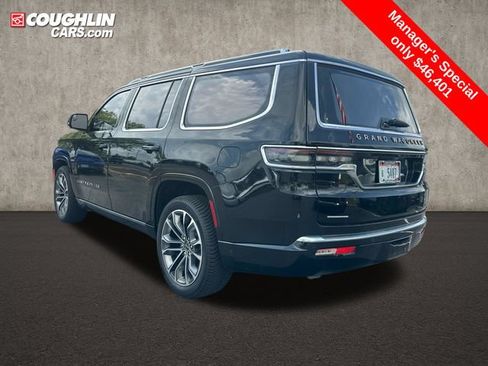 Used 2022 Jeep Grand Wagoneer Series III w/ Flexible Seating Group AWD/4WD image 6