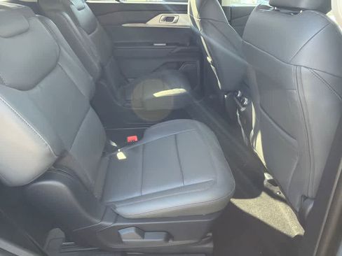 New 2026 Ford Explorer Active w/ Active Comfort Package RWD image 14
