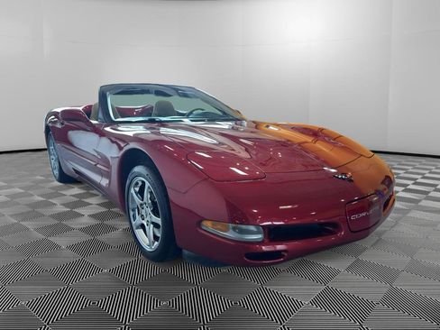 Used 2004 Chevrolet Corvette Convertible w/ Preferred Equipment Group RWD image 7