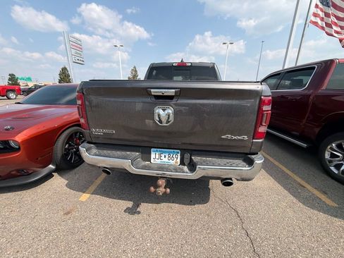 Used 2022 RAM 1500 Laramie AWD/4WD image 4