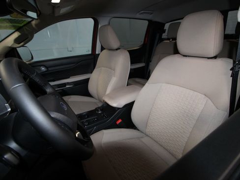 Used 2024 Ford Ranger XLT w/ Technology Package image 4