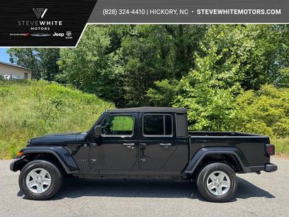 Used 2023 Jeep Gladiator Sport