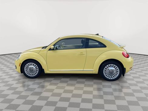 Used 2014 Volkswagen Beetle 1.8T FWD image 9