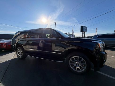 Used 2018 GMC Yukon XL Denali w/ Open Road Package image 15