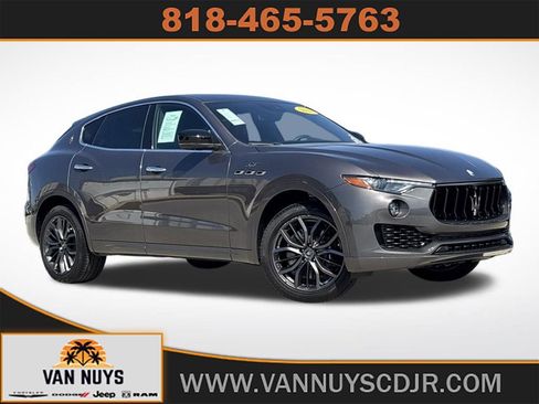 Used 2024 Maserati Levante GT Ultima image 1