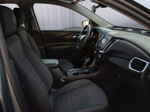 Used 2023 Chevrolet Equinox LT image 16