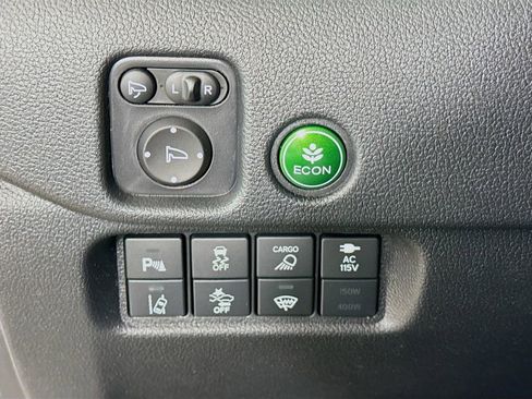 New 2026 Honda Ridgeline Black Edition image 10