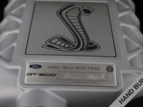 Used 2022 Ford Mustang Shelby GT500 w/ Carbon Fiber Track Pack RWD image 5