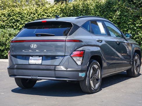 Certified 2024 Hyundai Kona SEL FWD image 6
