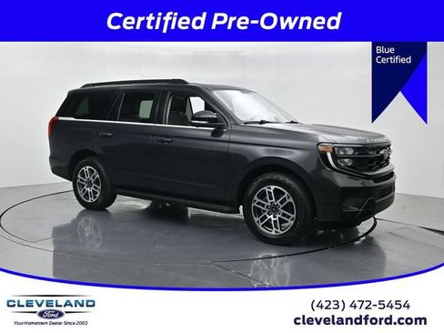 Certified 2025 Ford Expedition Active AWD/4WD image 1