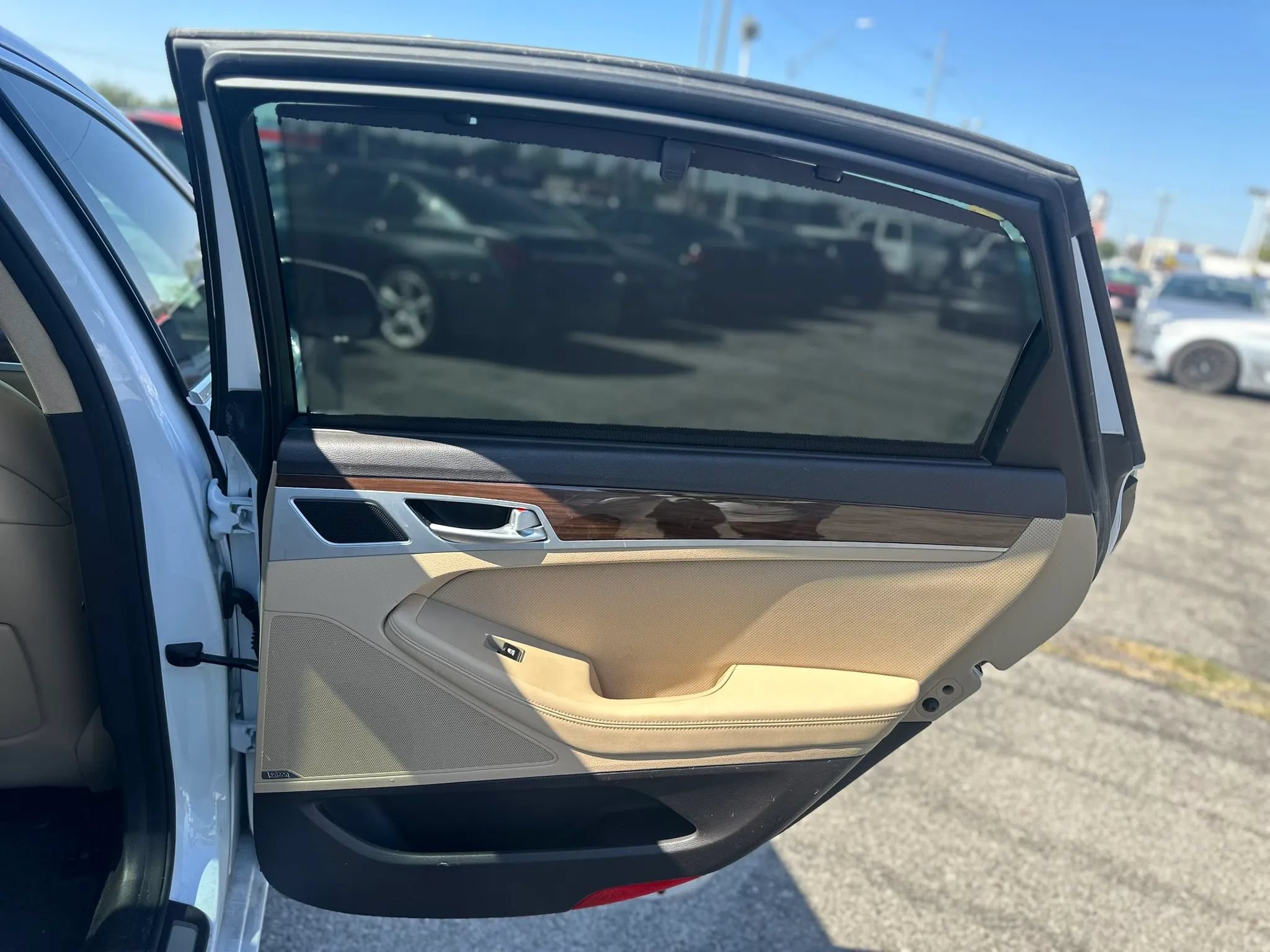 Used 2015 Hyundai Genesis 3.8 w/ Option Group 03 RWD image 21