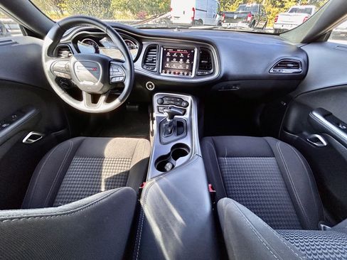 Used 2017 Dodge Challenger SXT w/ Driver Convenience Group image 23