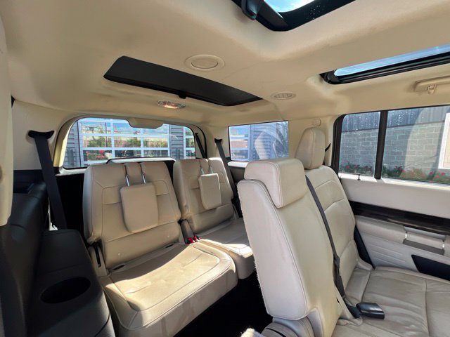 Used 2019 Ford Flex SEL w/ Equipment Group 202A AWD/4WD image 16