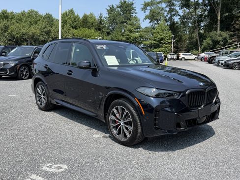 Used 2026 BMW X5 xDrive40i w/ M Sport Package AWD/4WD image 3