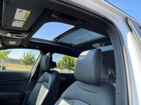 Used 2023 Kia Sportage X-Line w/ X-Line Premium Package AWD/4WD image 21