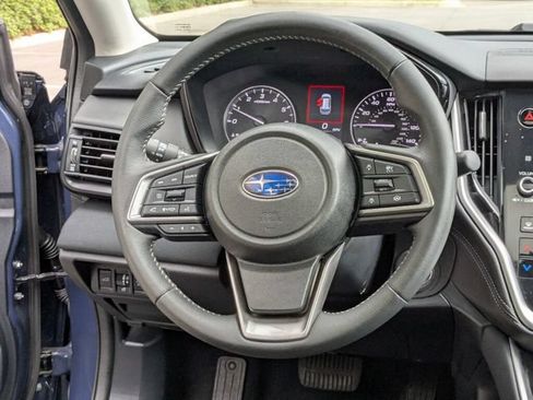 Used 2024 Subaru Outback Premium AWD/4WD image 18