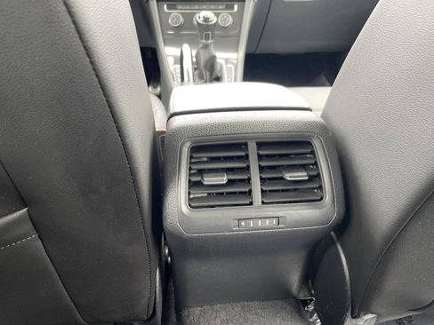 Used 2019 Volkswagen Golf Alltrack AWD/4WD image 25