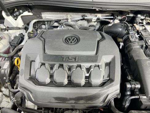 Used 2022 Volkswagen Tiguan SEL R-Line image 30