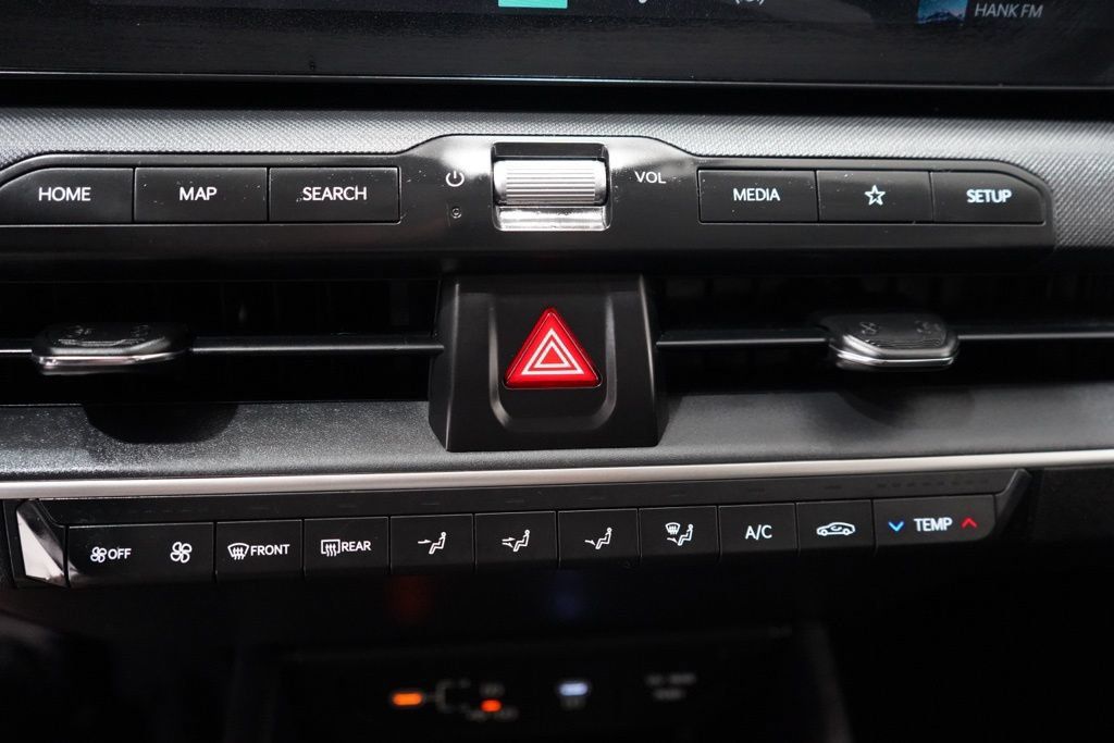 Used 2025 Kia K4 FWD image 24