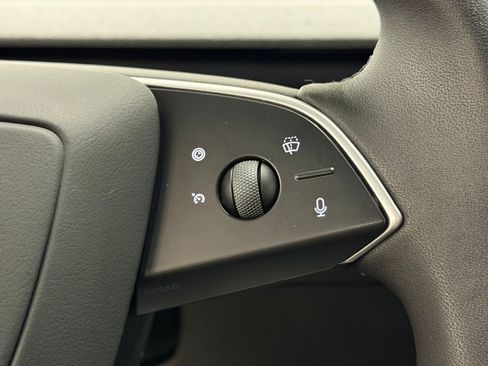 Used 2025 Tesla Model 3 Long Range RWD image 15