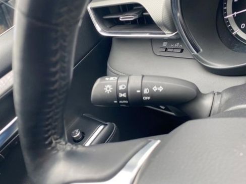 Used 2021 Toyota Highlander Platinum image 16