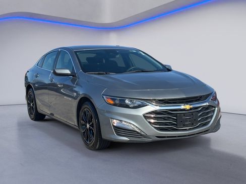 Used 2023 Chevrolet Malibu LT image 9