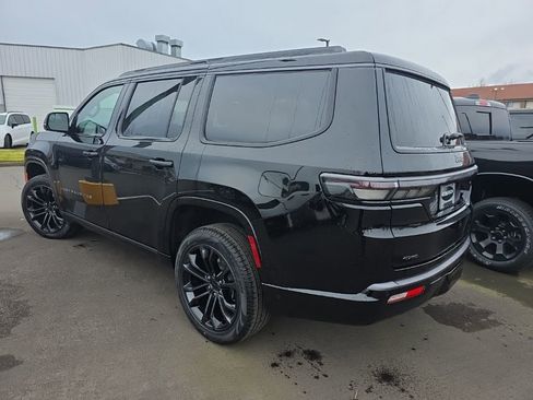 New 2026 Jeep Grand Wagoneer Summit w/ Premium Group III AWD/4WD image 3