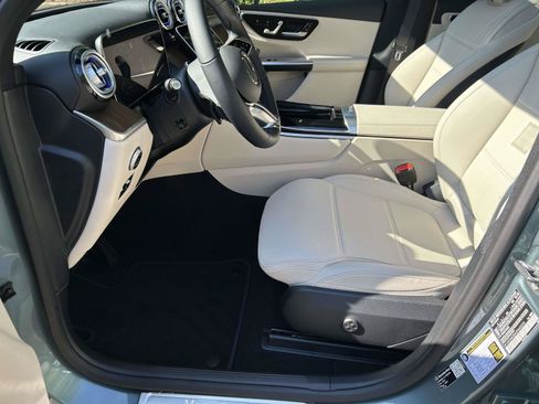 New 2027 Mercedes-Benz GLC 300 image 21