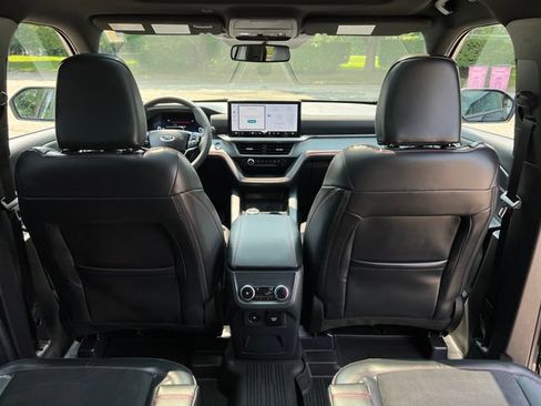 Used 2026 Ford Explorer ST w/ Sun And Sound Package AWD/4WD image 34