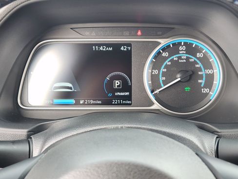 Used 2023 Nissan Leaf SV Plus w/ Protection Package image 20