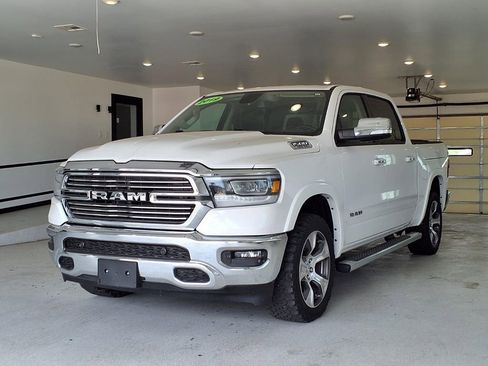 Used 2019 RAM 1500 Laramie AWD/4WD image 21