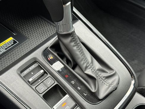 Certified 2024 Honda CR-V EX-L image 18