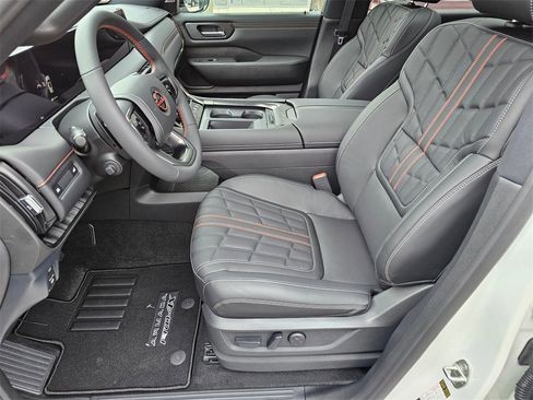 New 2026 Nissan Armada PRO-4X image 8