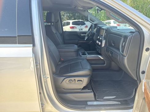 Used 2019 GMC Sierra 1500 SLT w/ SLT Premium Package AWD/4WD image 29