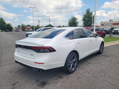 New 2026 Honda Accord EX-L image 3