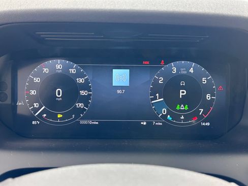 Used 2025 Land Rover Discovery Sport S AWD/4WD image 18