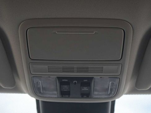 Certified 2026 Honda Odyssey EX-L image 23