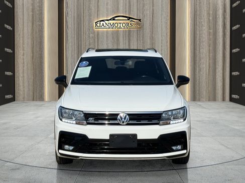 Used 2019 Volkswagen Tiguan SEL R-Line FWD image 5