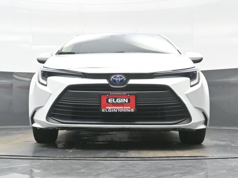 Used 2025 Toyota Corolla LE image 24