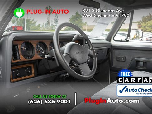 Used 1992 Dodge D/W Truck 250 image 7