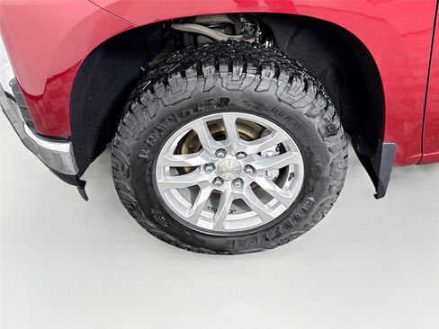 Used 2020 Chevrolet Silverado 1500 LT w/ All-Star Edition image 22