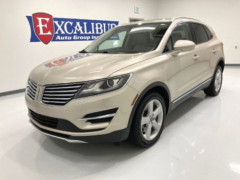 Used 2017 Lincoln MKC Premiere image 19