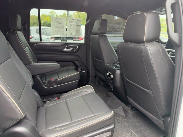 Used 2022 GMC Yukon XL SLT AWD/4WD image 12