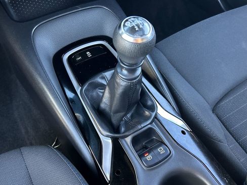 Used 2021 Toyota Corolla SE w/ Carpet Mat Package (TMS) image 26