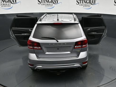 Used 2018 Dodge Journey Crossroad w/ Nav & Sun Group FWD image 26